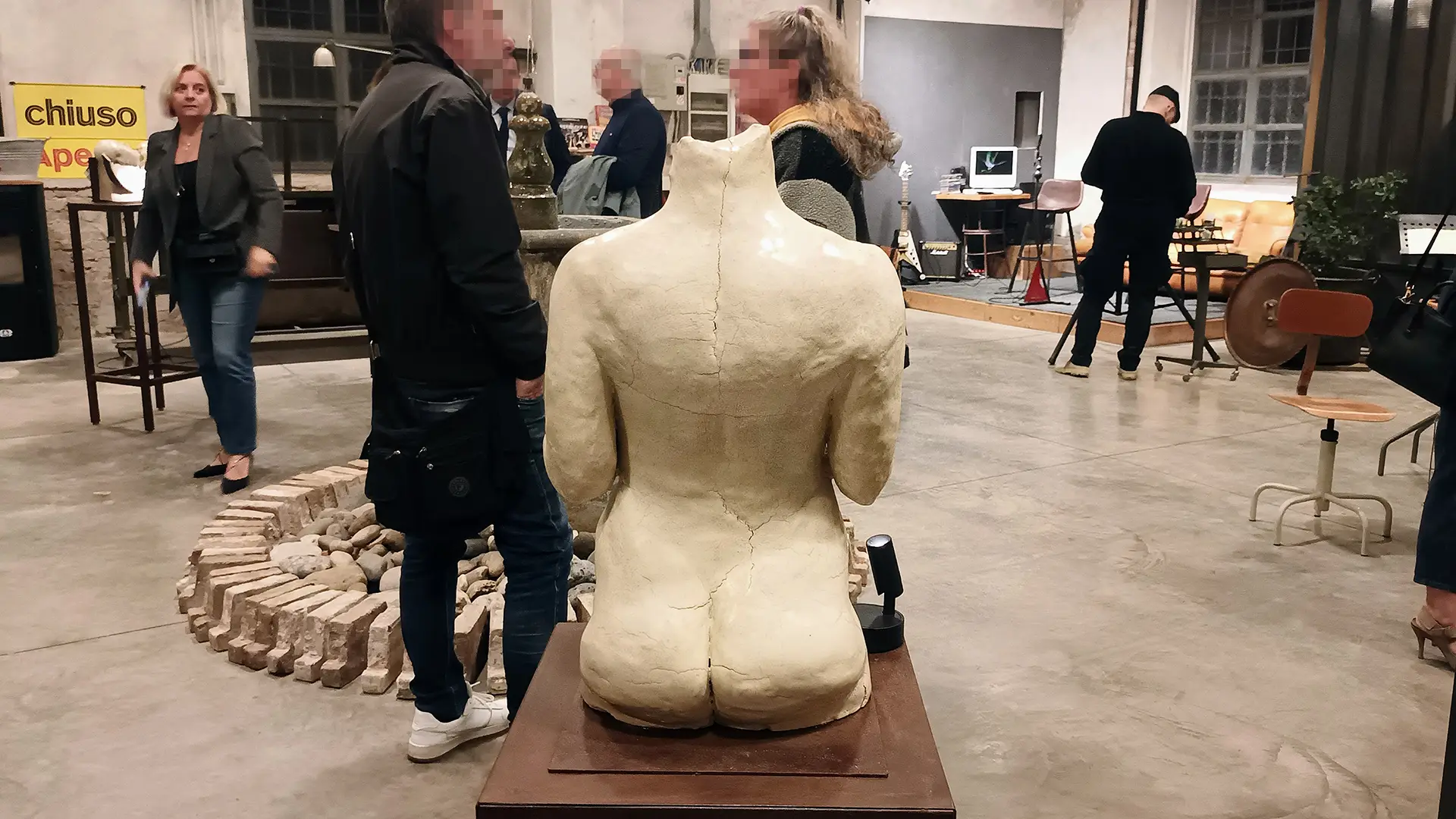 Opera "DueMilaDiciasette" di Giulia Sbernini presso "Il Capanno" di Manuel Roncoroni